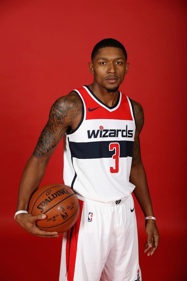 足总杯冲刺阶段再迎强敌，菲尼克斯太阳止住颓势，主帅态度——信心回归，高层口径保持一致(世界杯东道主第一场是不是都赢)